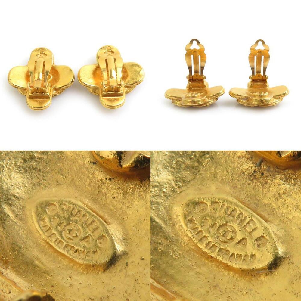 CHANEL Gold Logo Earrings - Picture 5 of 5